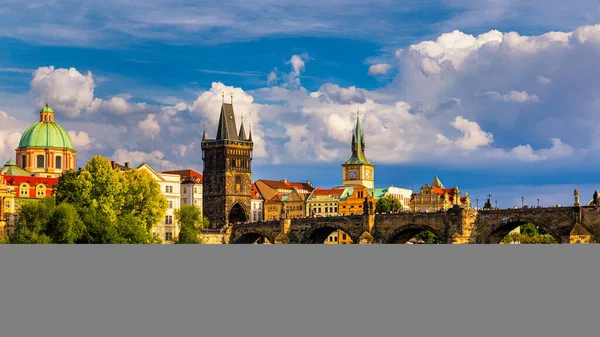 Πράγα Μια Ηλιόλουστη Μέρα Θέα Της Παλιάς Πόλης Πράγα Τσεχική — Φωτογραφία Αρχείου