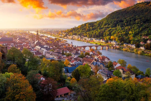 Landmärke Och Vacker Heidelberg Stad Med Neckar Floden Tyskland Heidelberg — Stockfoto