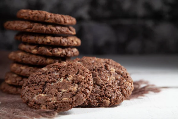 Ev yapımı çikolata parçalı kurabiye. Tatlı hamur işleri.