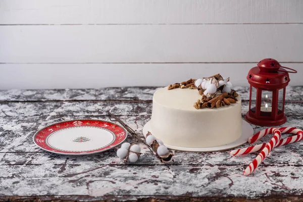 Decorated Designer Sweet Delicious Birthday Cake — Stock Photo, Image