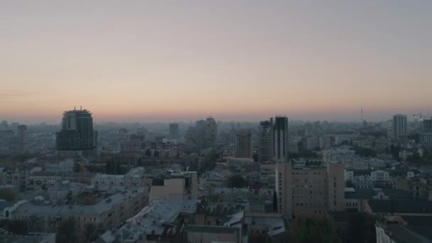 午前中に市内の空撮 — ストック動画
