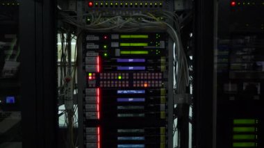 televizyon yayını yakın çekim sunucuları