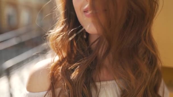 Red-haired girl smiling close up — Stock Video