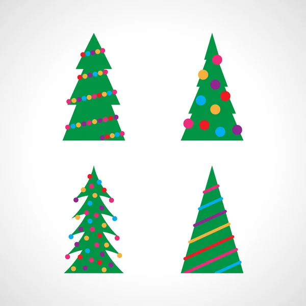 Conjunto de cuatro árboles de Navidad con bolas de Navidad y decoraciones — Vector de stock