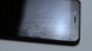 Kırık Lcd ekran hatalı smartphone akıllı telefon. Tesis varıştan