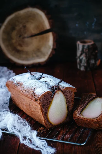 Рождественский Шоколадный Торт Грушей Деревенском Стиле — стоковое фото