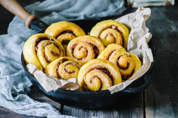 Homemade Pumpkin Cinnamon Rolls Rustic Style — Stock Photo, Image