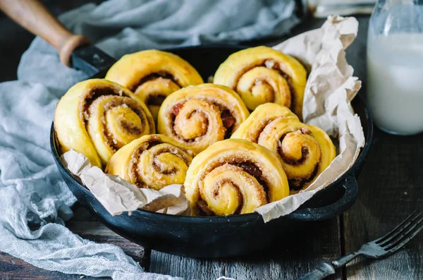 Homemade Pumpkin Cinnamon Rolls Rustic Style — Stock Photo, Image