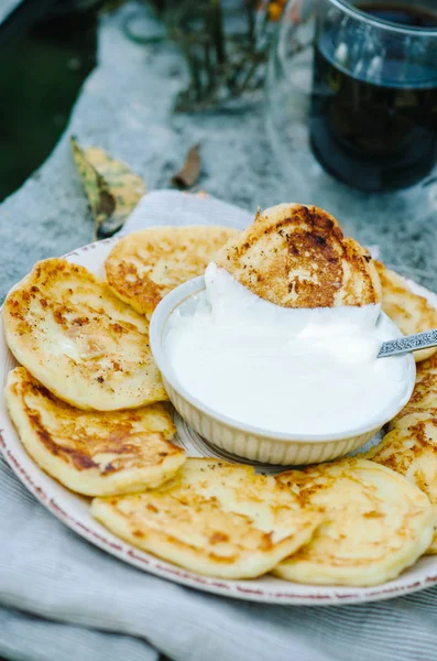 Autumn Breakfast Pancakes Cottage Cheese Pancakes Ussian Syrniki Sour Cream — Stock Photo, Image