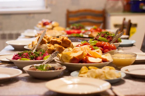Stůl Plný Domácí Jídlo — Stock fotografie