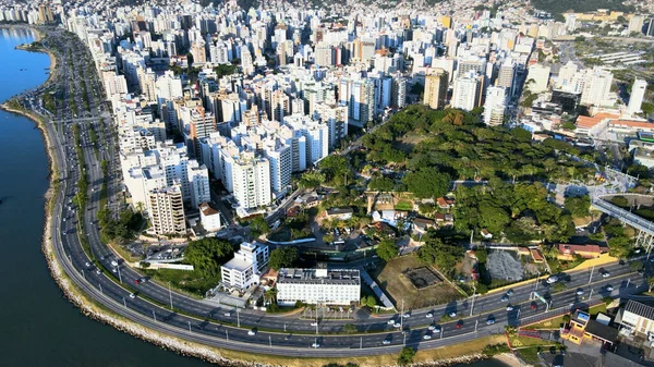 Florianpolis şehir merkezinin panoramik hava manzarası, Santa Catarina, Brezilya, Praa da Luz, köprüler ve başkentin yukarıdan görülen kentsel alanı, Baira Mar Norte Bölgesi