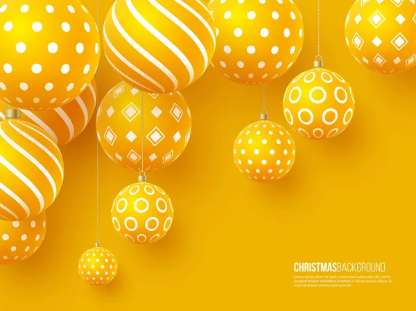 Bolas amarillas de Navidad con patrón geométrico. 3d estilo realista, fondo abstracto de vacaciones, ilustración vectorial . — Vector de stock