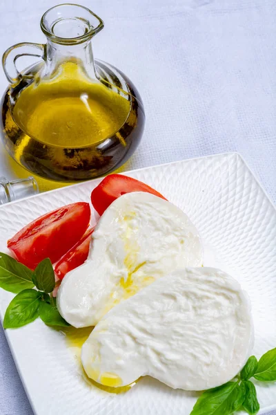 Färsk Mjuk Italiensk Vit Ost Mozzarella Buffel Original Från Kampanien — Stockfoto