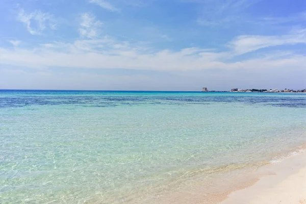 Turkoois Licht Blauw Zeewater Beste Strand Voor Zomervakantie Zee Vakantie — Stockfoto