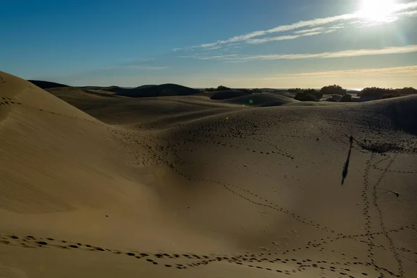 Paisaje Con Dunas Arena Amarilla Maspalomas Océano Atlántico Azul Gran — Foto de Stock