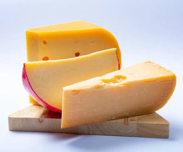 Sortiment Traditioneller Holländischer Hartkäse Aus Kuhmilch Isoliert — Stockfoto