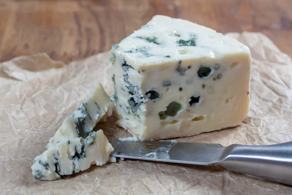 Roquefort Zachte Franse Kaas Gemaakt Van Schapenmelk Het Zuiden Van — Stockfoto