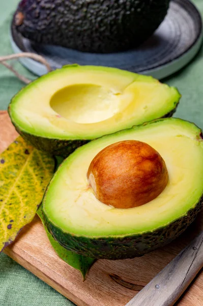 Healthy Food Fresh Ripe Hass Avocado Fruit Peru — Stock Photo, Image