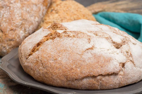 Farmers Grano Biologico Fatto Casa Orzo Pane Segale Assortimento Sulla — Foto Stock