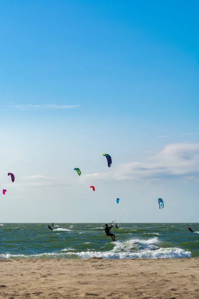 Watersportevenement Kleurrijke Kitesurfers Race Noordzee Bij Renesse Zeeland — Stockfoto