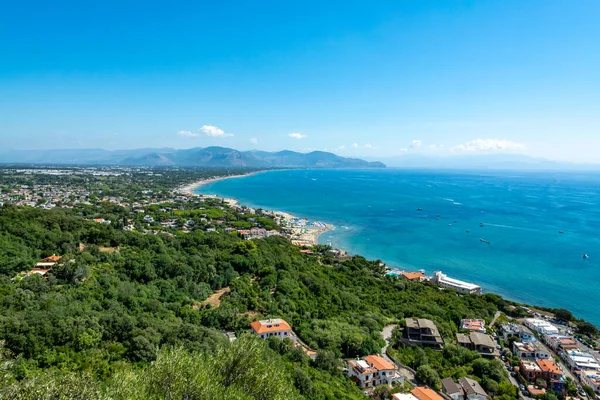 Θέα Στην Πόλη San Felice Circeo Και Τον Κόλπο Της — Φωτογραφία Αρχείου