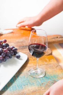 Yüksek kaliteli şarap kadehleri ve şarap aksesuarlarıyla profesyonel şarap tatma etkinliği kapanıyor.