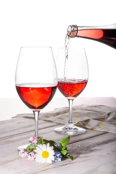 Rose Wine Served Two Glasses Flowers Copy Space Close — Stock Photo, Image