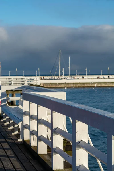 Kalter Wintertag Auf Dem Berühmten Alten Holzsteg Sopot Der Ostsee — Stockfoto