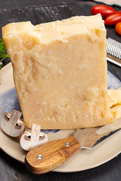 Коллекция Сыров Твердый Итальянский Сыр Выдержанный Пармезан Грана Падано — стоковое фото