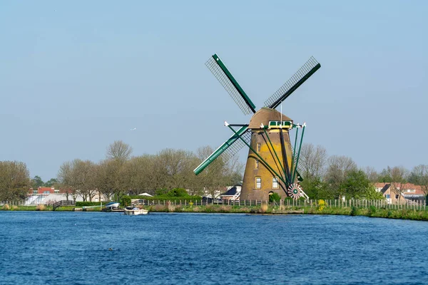 Wasserwege Nordholland Und Blick Auf Traditionelle Holländische Windmühle Holländische Lifestyle — Stockfoto