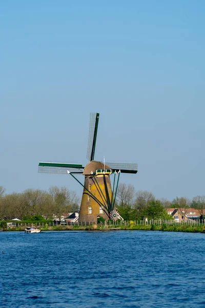 Vías Navegables Holanda Septentrional Vista Del Molino Viento Tradicional Holandés —  Fotos de Stock