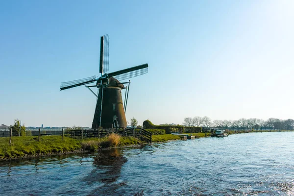 Vías Navegables Holanda Septentrional Vista Del Molino Viento Tradicional Holandés — Foto de Stock