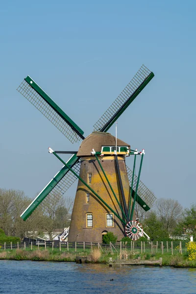 Vías Navegables Holanda Septentrional Vista Del Molino Viento Tradicional Holandés —  Fotos de Stock