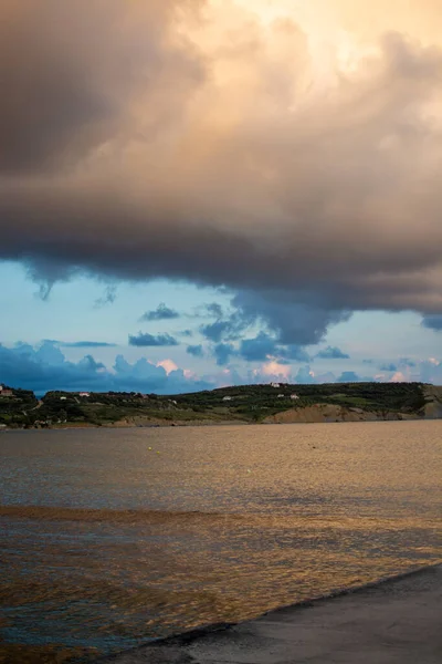 Zeegezicht Met Kleine Griekse Eilandjes Peloponnesos Griekenland Buurt Van Methoni — Stockfoto