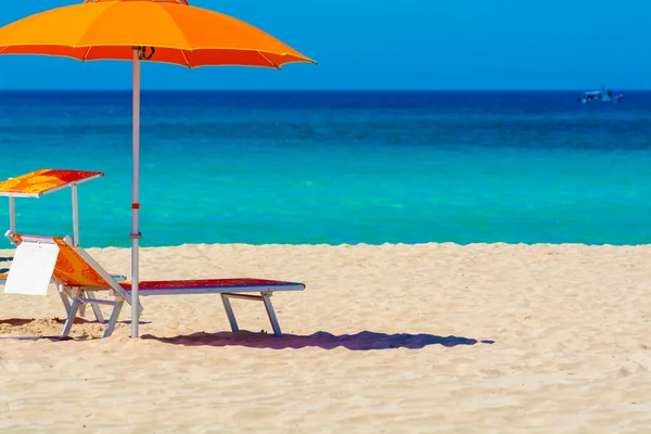 Servicio Playa Colorido Solárium Sombrilla Alquiler Hermosa Playa Arena Blanca — Foto de Stock