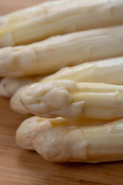 Neue Ernte Von Weißem Spargelgemüse Frühling Gewaschener Weißer Spargel Zum — Stockfoto