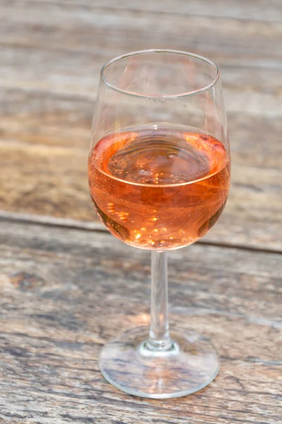 Degustação Espumante Holandês Vinho Rosa Vinha Verão — Fotografia de Stock