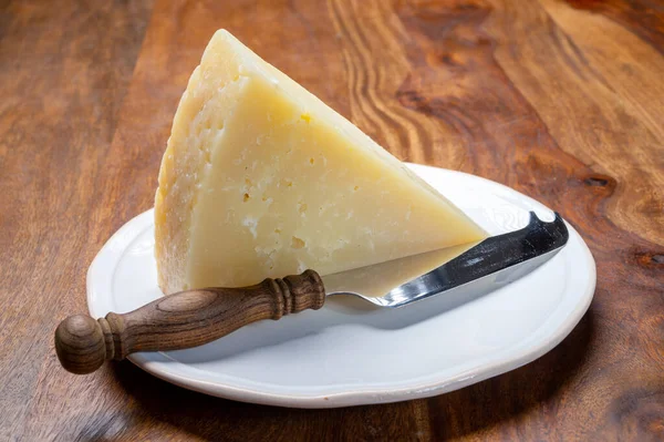 Italské Sýry Sbírka Vyzrálý Pecorino Romano Tvrdý Sýr Ovčí Melk — Stock fotografie