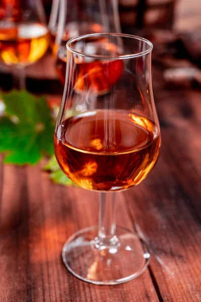 Tasting Glasses Aged French Cognac Brandy Old Cellars Cognac Producing — Stock Photo, Image