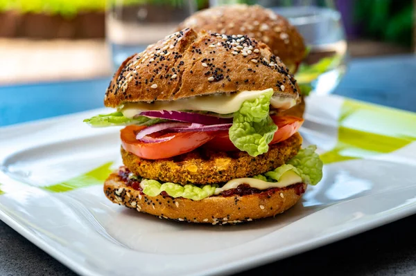 Fresh Tasty Meat Free Vegetarian Burger Made Organic Ingredients Close — Stock Photo, Image