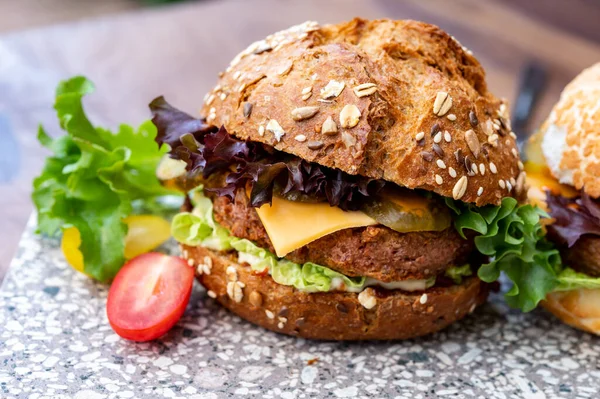 Fresh Tasty Meat Free Vegetarian Burger Made Organic Ingredients Close — Stock Photo, Image
