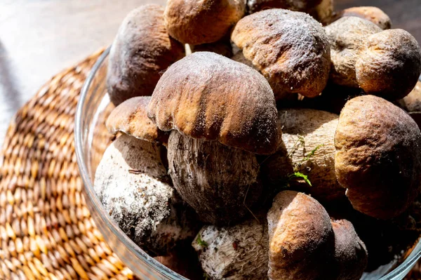 Král Chutných Jedlých Hub Boletus Edulis Porcini Cepe Připraven Vařit — Stock fotografie