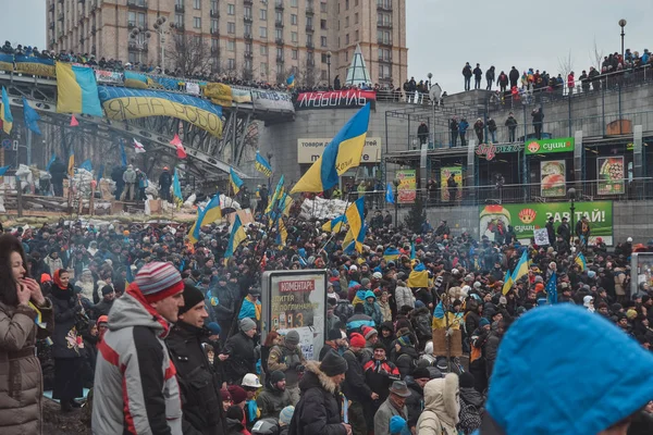 Ukrajna Kiev December 2013 Euromaidan Automaidan Forradalom Ukrajna Kiev — Stock Fotó