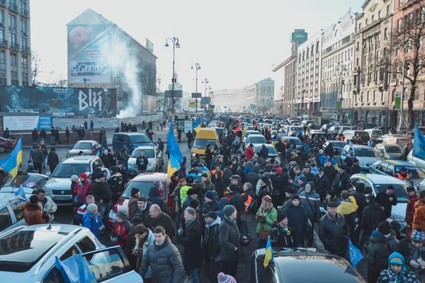 ウクライナ キエフ 2013 Euromaidan Automaidan ウクライナ ヤヌコビッチ大統領の家の近くのデモ — ストック写真