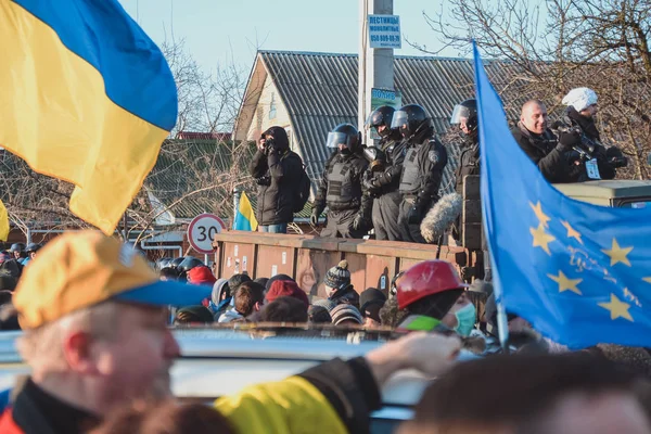 Ukrajna Kiev December 2013 Euromaidan Automaidan Demonstráció Ház Közelében Viktor — Stock Fotó