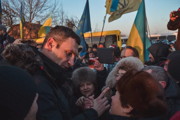 Ucrania Kiev Diciembre 2013 Euromaidan Automaidan Manifestación Cerca Casa Del — Foto de Stock