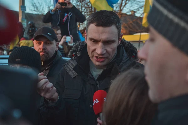 Ucrania Kiev Diciembre 2013 Euromaidan Automaidan Manifestación Cerca Casa Del — Foto de Stock