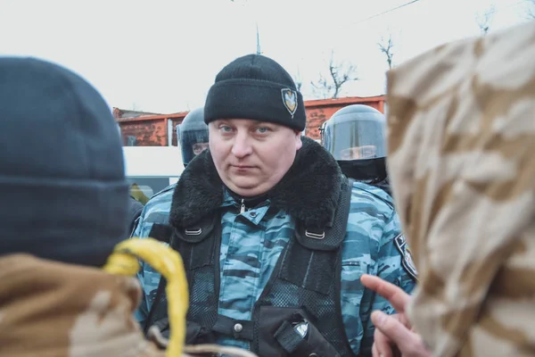 乌克兰 2014年1月14日 乌克兰总统维克托 亚努科维奇家附近的示威活动 Euromaidan Automaidan — 图库照片