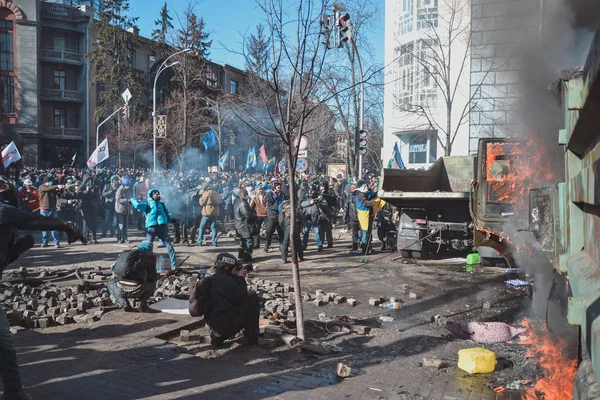 Ukraina Kiev Februari 2014 Berkut Sköt Personer Institutskaya Street Euromajdan — Stockfoto