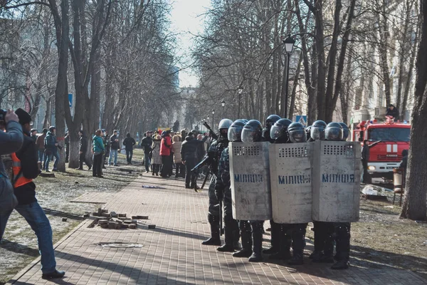 Ucrânia Kiev Fevereiro 2014 Berkut Matou Pessoas Rua Institutskaya Durante — Fotografia de Stock